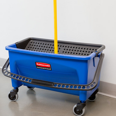 Rubbermaid HYGEN™ Microfiber Press Wring Mop Bucket
