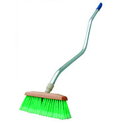 Under-Seat Brush with Handle